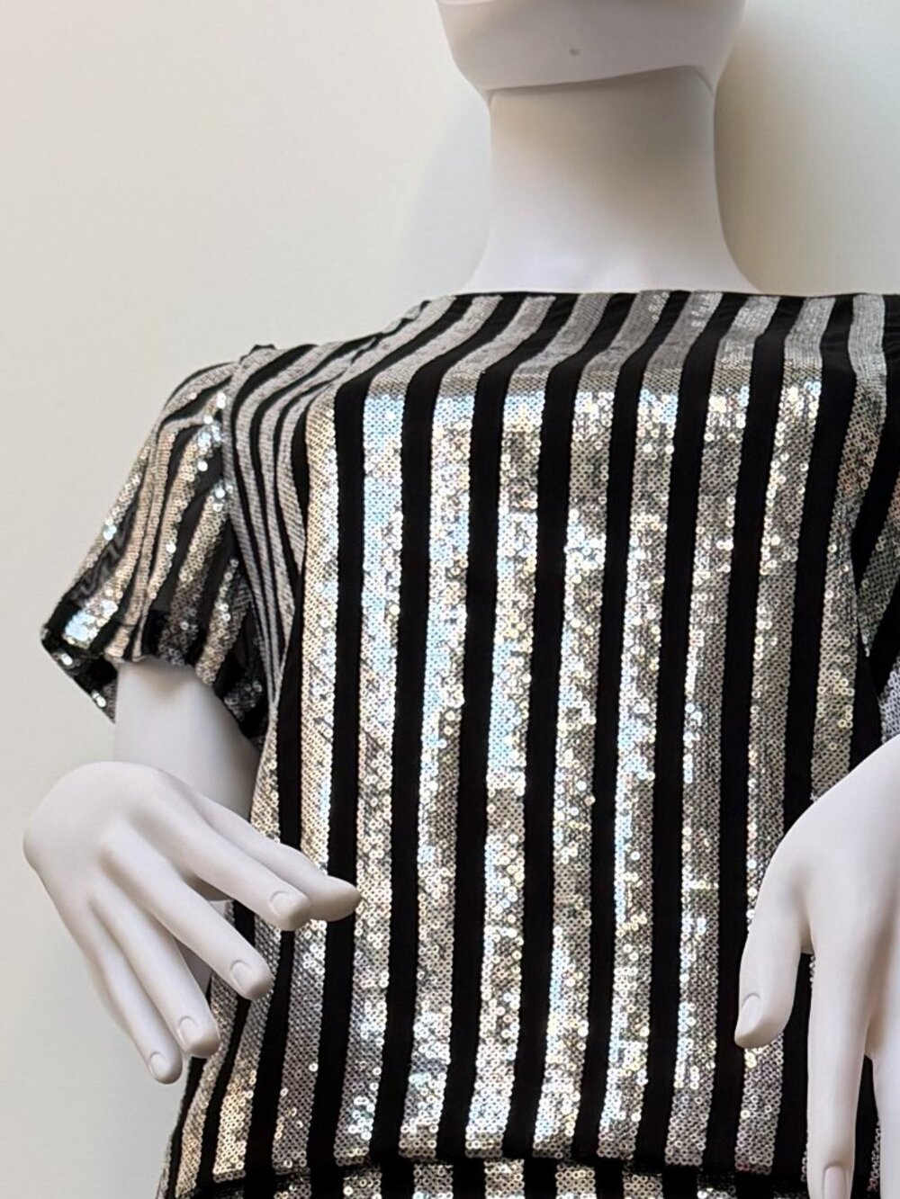 NWT Black Silver Sequin Stripe Top - M